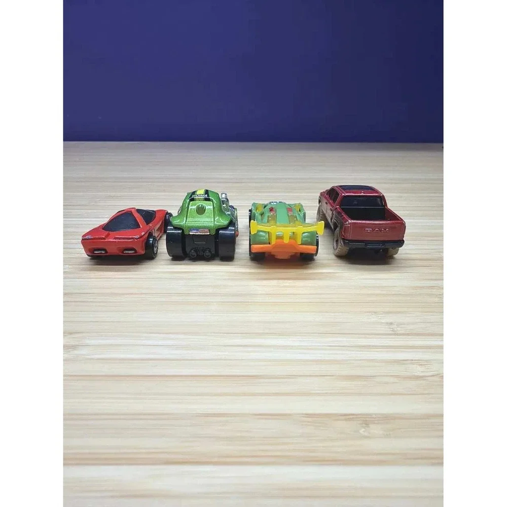 Hot Wheels Lot of 4‎ Loose Cars Truck Twin Mill Ram 1500 Mixed